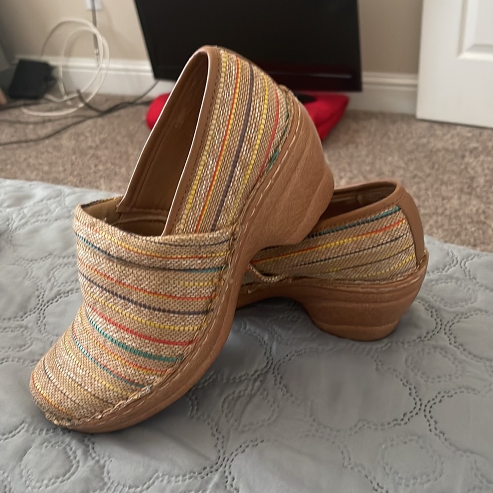 Clogs - Picture 2 of 2